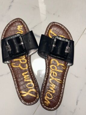 Sam Edelman Black Buckle Slide Sandals in size 6. Used/good condition